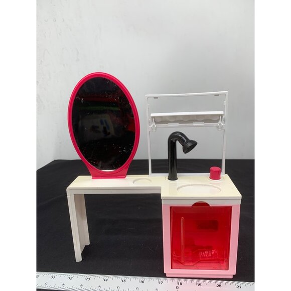 2015 Barbie Sparkle Style Salon Doll Vanity - Picture 1 of 7